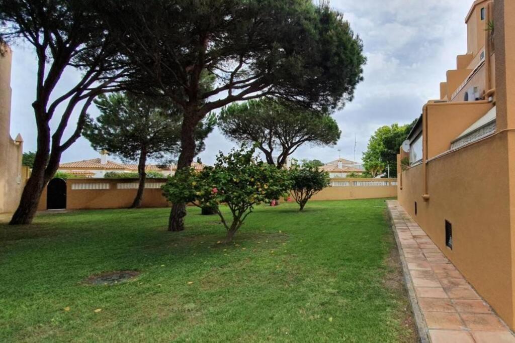 Amplio Apart Con Wi-Fi Y Aire Acondicionado Para Descansar Y Relajarse Chiclana de la Frontera Exterior photo